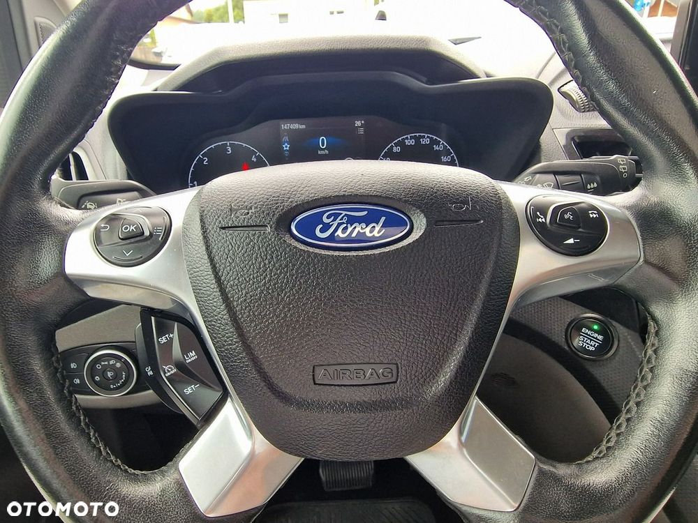 Ford Tourneo Connect Grand - 33