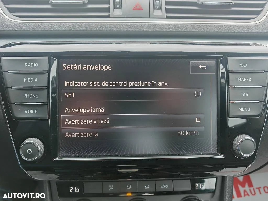 Skoda Superb 2.0 TDI DSG Ambition - 15