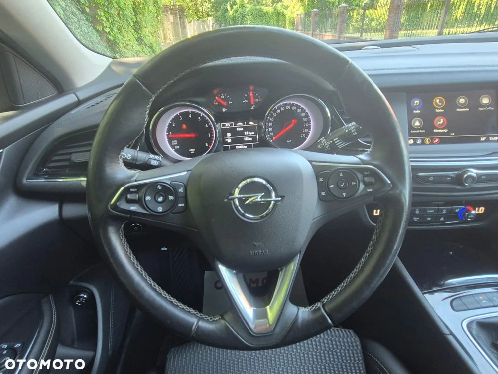 Używany Opel Insignia 2020 - 61 498,77 PLN, 126 000 km