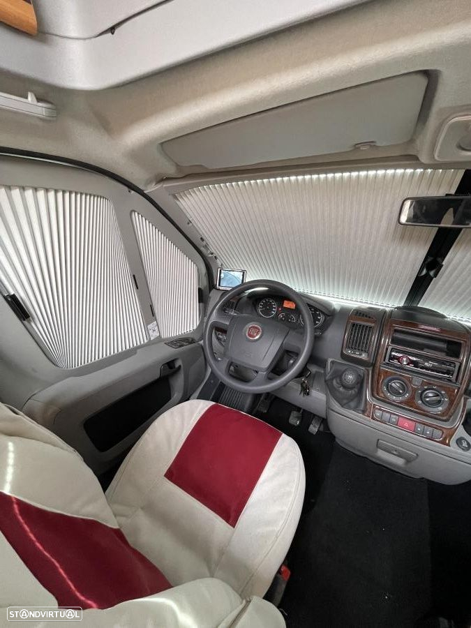 Autostar Auros 80 Distinction 2.3 MJ cama francesa - 19