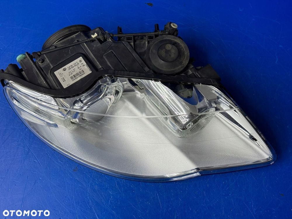 PRAWY BI XENON VW TOUAREG 7L LIFT HELLA BDB EUR - 6