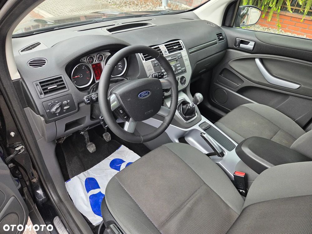 Ford Kuga - 5
