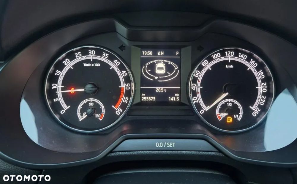 Skoda Octavia Combi 1.6 TDI DSG Ambition - 13