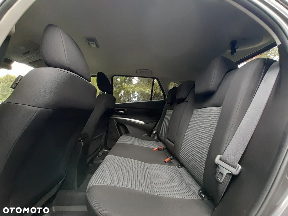 Suzuki S-Cross 1.4 SHVS Premium Plus SP 4WD - 19