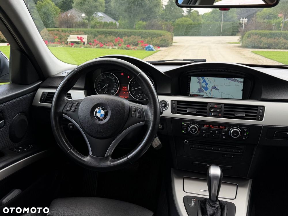 BMW Seria 3 - 12