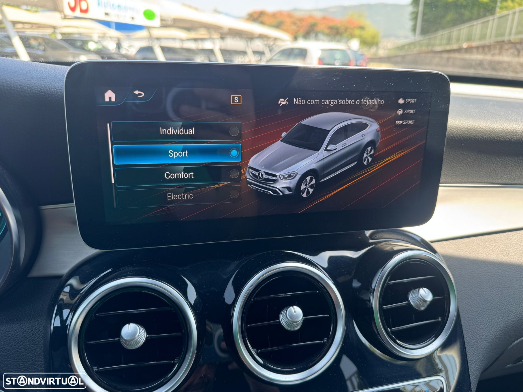 Mercedes-Benz GLC 300 - 20