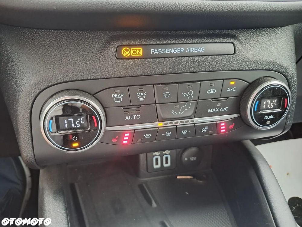 Ford Kuga 2.5P PHEV FWD Vignale - 13