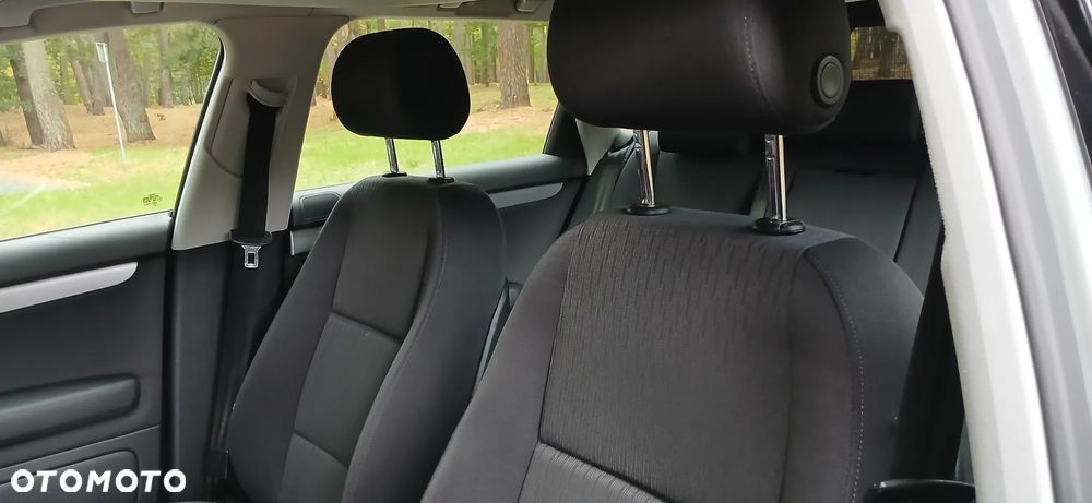 Audi A4 Avant - 15