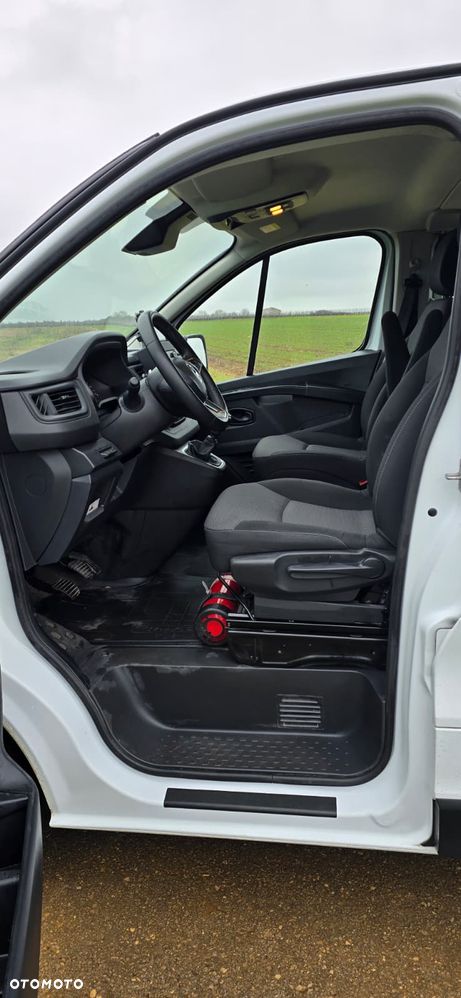 Renault Trafic 2.0 L2H1 HD Extra (bryg.) - 26