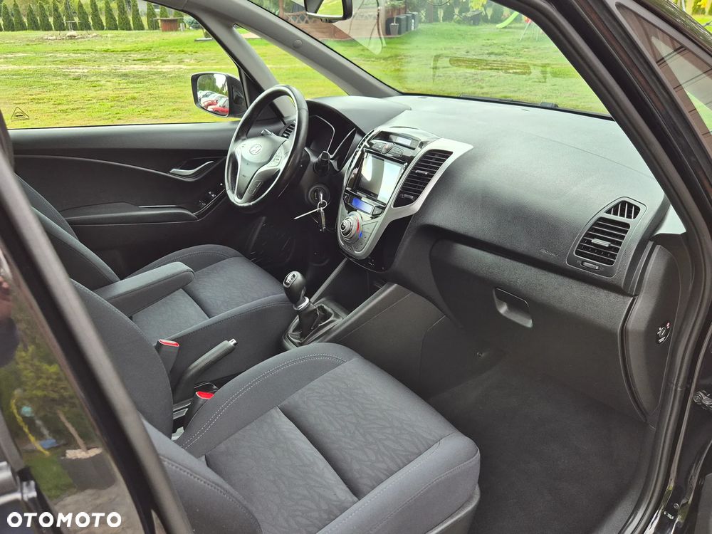 Hyundai ix20 1.4 CRDi Premium - 17