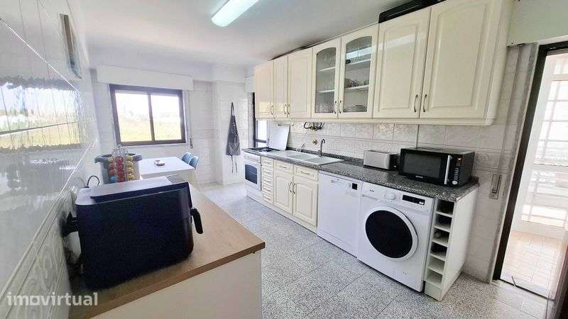 Apartamento T2 à venda em Mem Martins - Grande imagem: 5/11