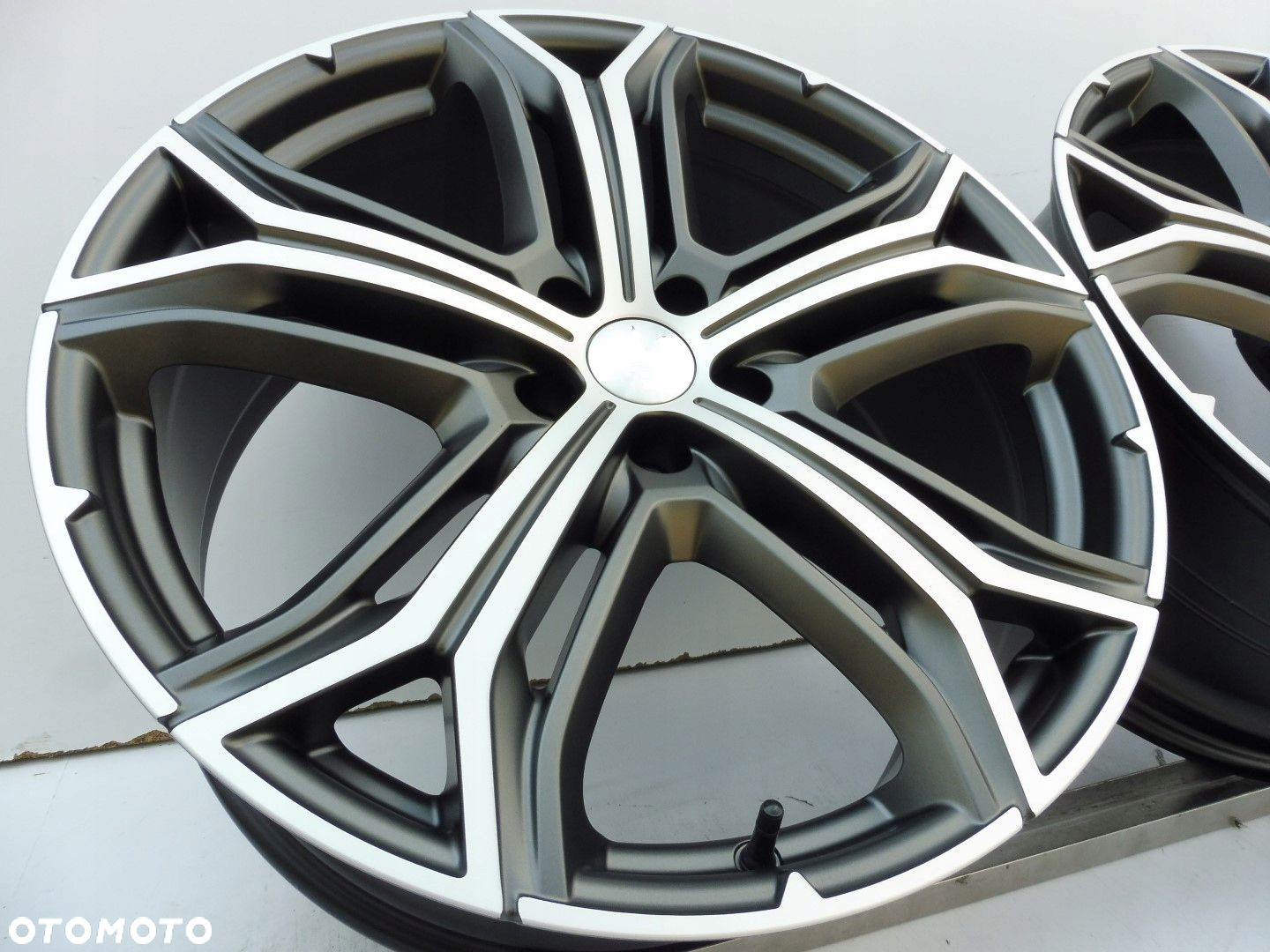 Felgi Maserati Levante GTS 5x114,3 - 2
