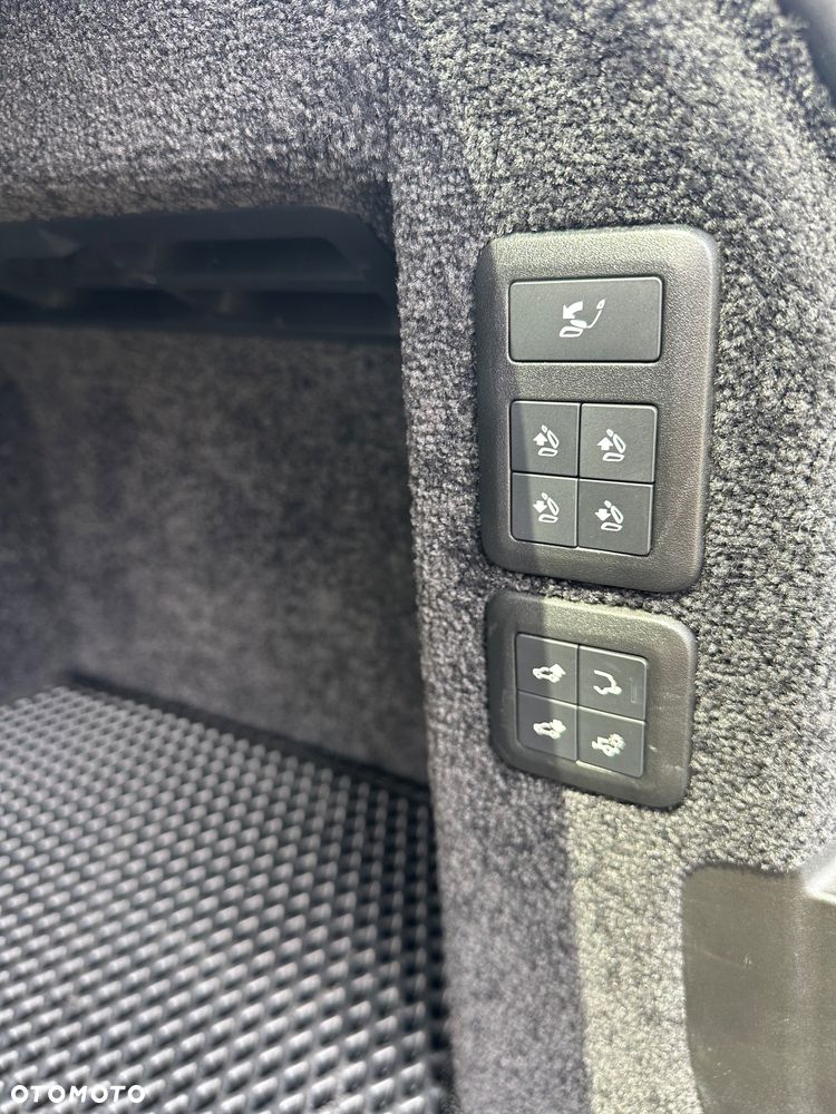 Land Rover Range Rover D350 Autobiography - 23