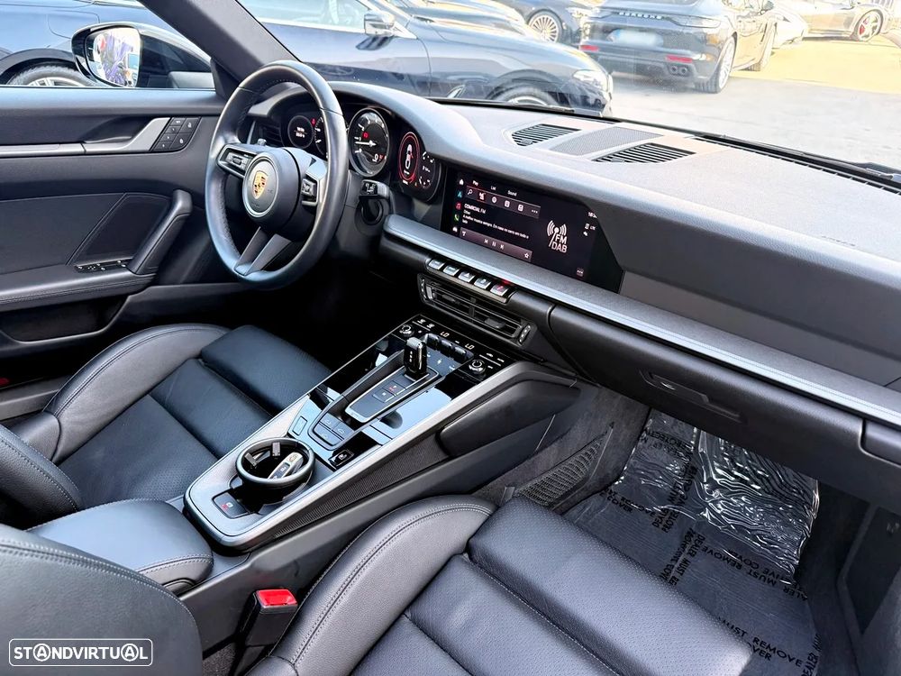 Porsche 911 (992) Carrera PDK - 34