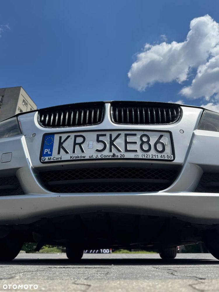 BMW Seria 3 320d DPF Touring - 15
