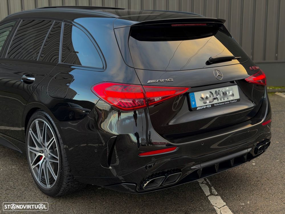 Mercedes-Benz C 63 AMG S E Performance 4Matic - 33