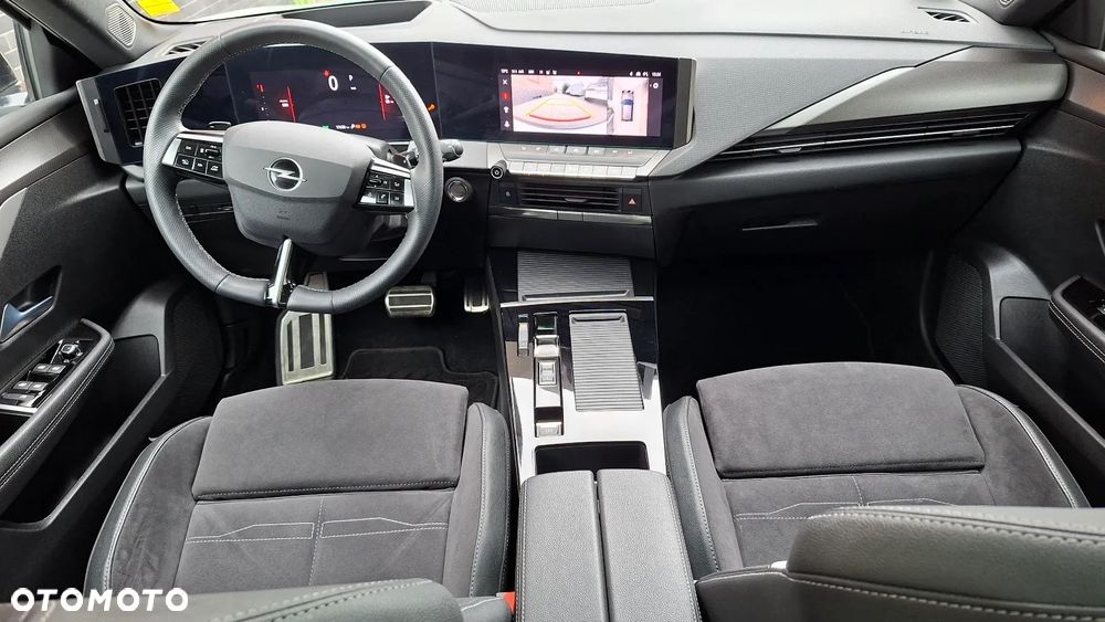 Opel Astra 1.2 Turbo Automatik GS - 9