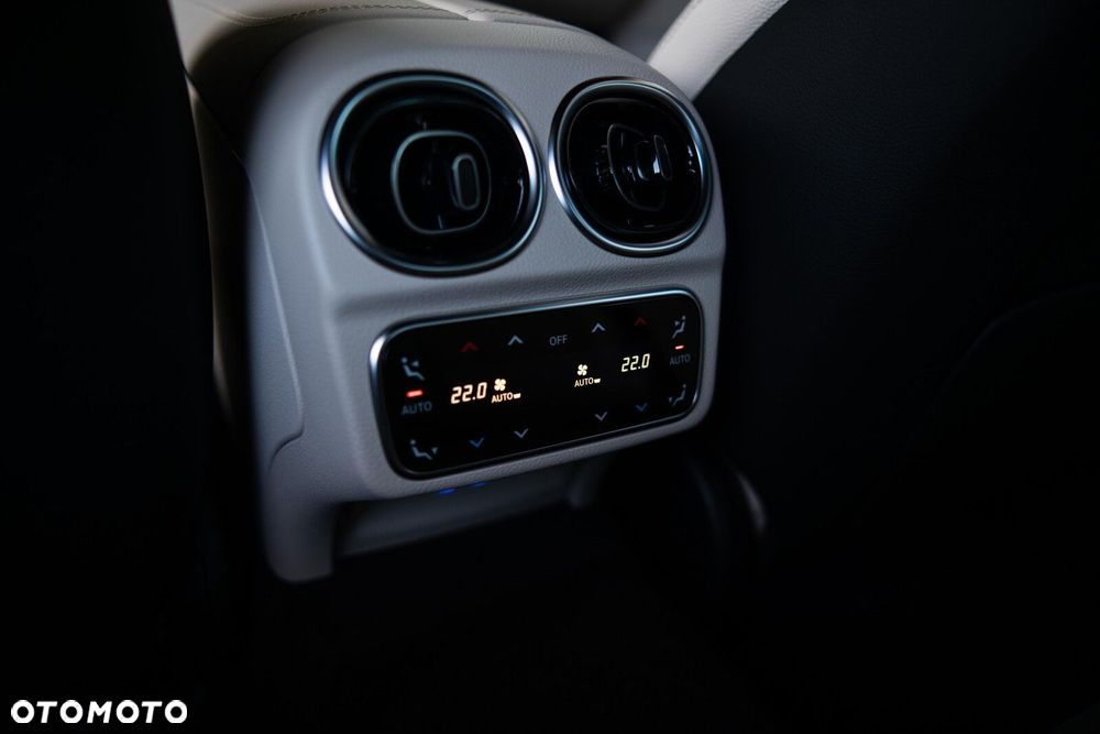 Mercedes-Benz Klasa C - 24