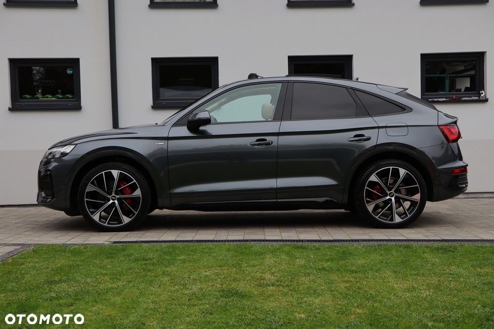 Audi Q5 Sportback - 12