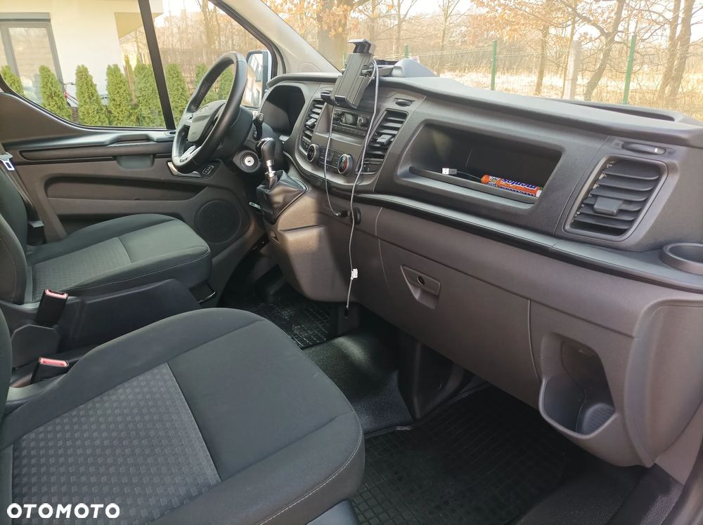 Ford Transit Custom 320 L2H1 Limited (bryg.) - 15