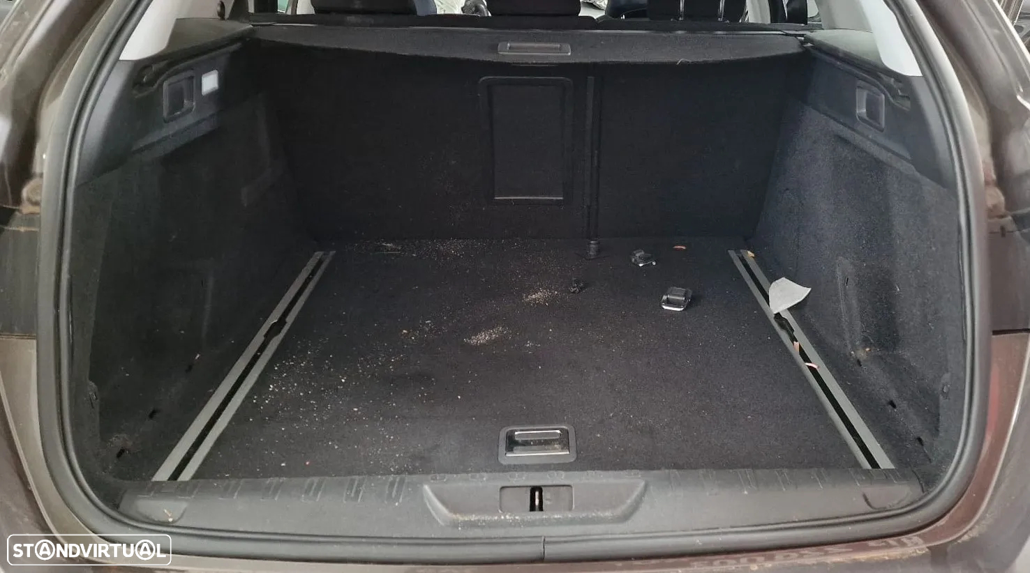 PEUGEOT 308 SW PARA PEÇAS - 16
