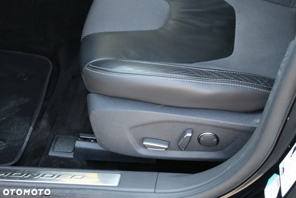 Ford Mondeo 2.0 TDCi STart-Stopp Titanium - 14