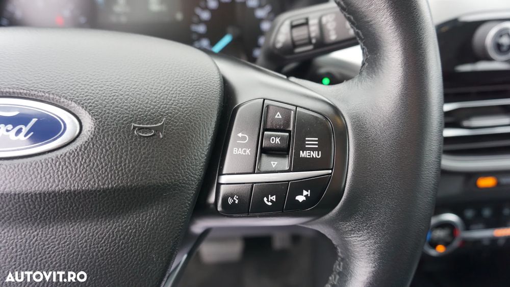 Ford Kuga 1.5 EcoBlue Aut. TITANIUM - 24