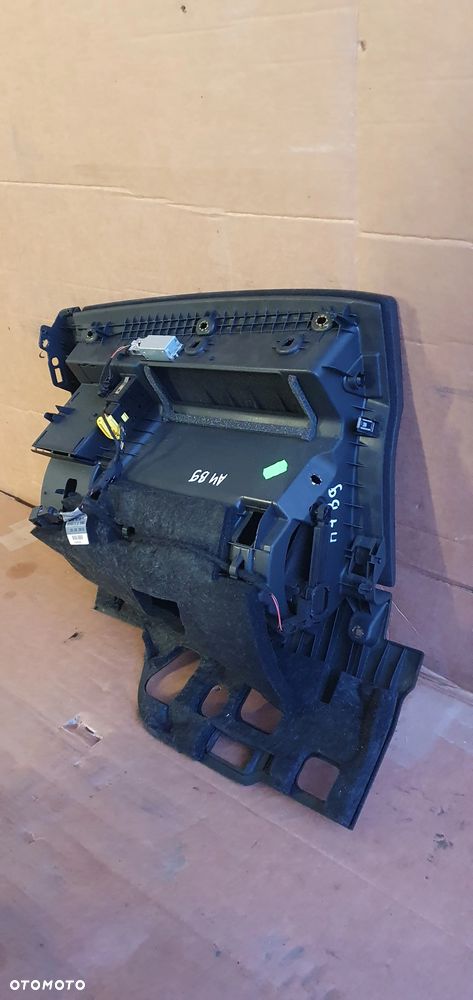 Schowek pasażera Europa Audi A4 B9 EU 8W1857035B - 7