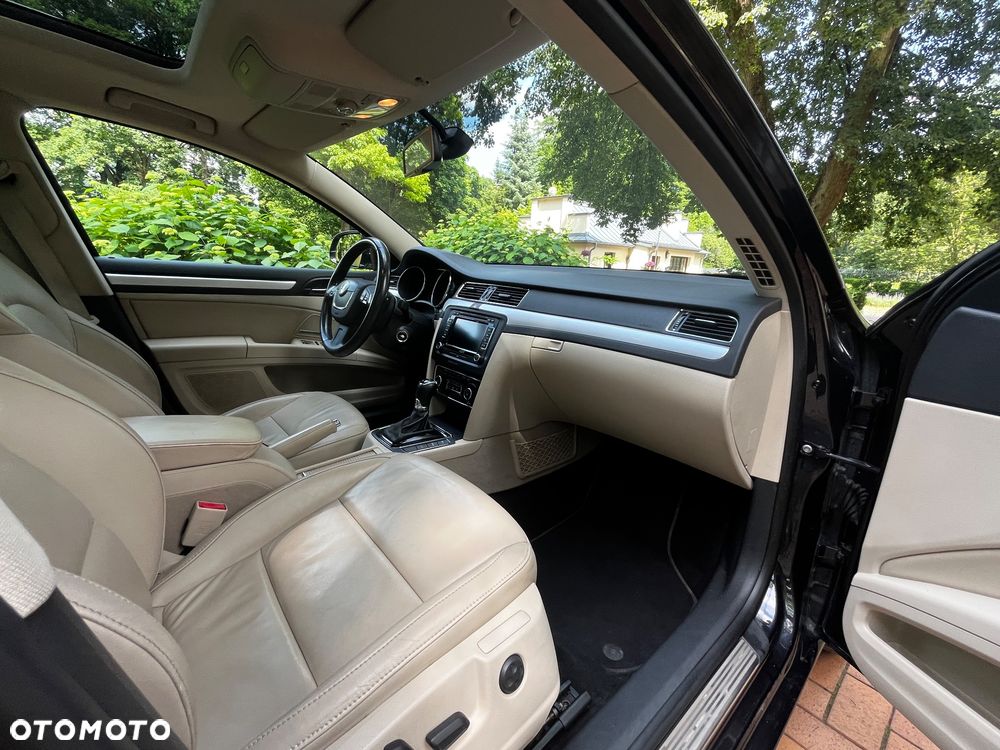 Skoda Superb 2.0 TDI 4x4 Elegance DSG - 22