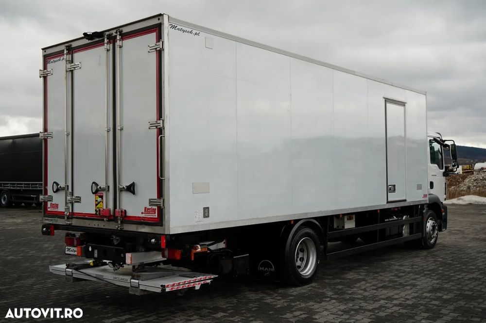 MAN TGM 12.290 / 4x2 / CAROSERIE REFRIGERATĂ 7.8 M / UNITATE THERMO KING T-1200 R / platformă ridicătoare spate / MULTIMEMBRU / DHOLLANDIA - 5
