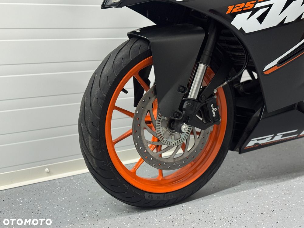 KTM RC 125 - 20