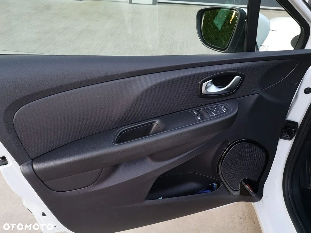 Renault Clio 1.5 dCi Energy Life - 14