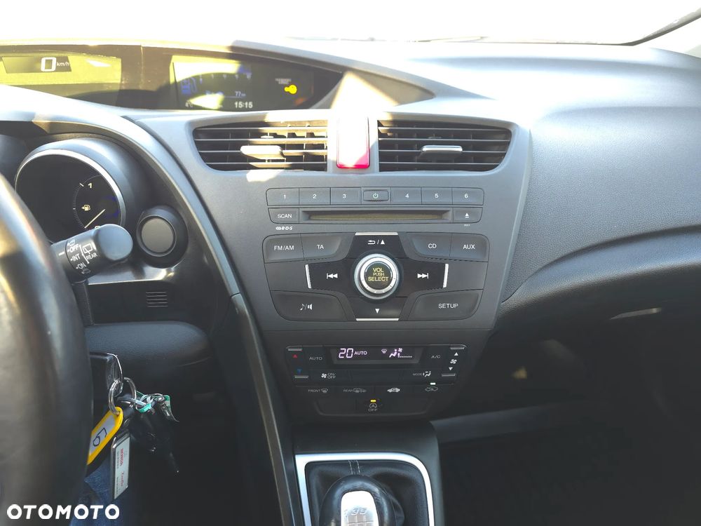 Honda Civic 1.4 Comfort - 24