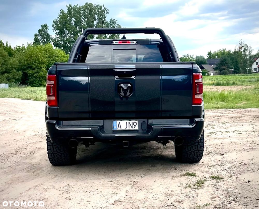 Dodge RAM - 4
