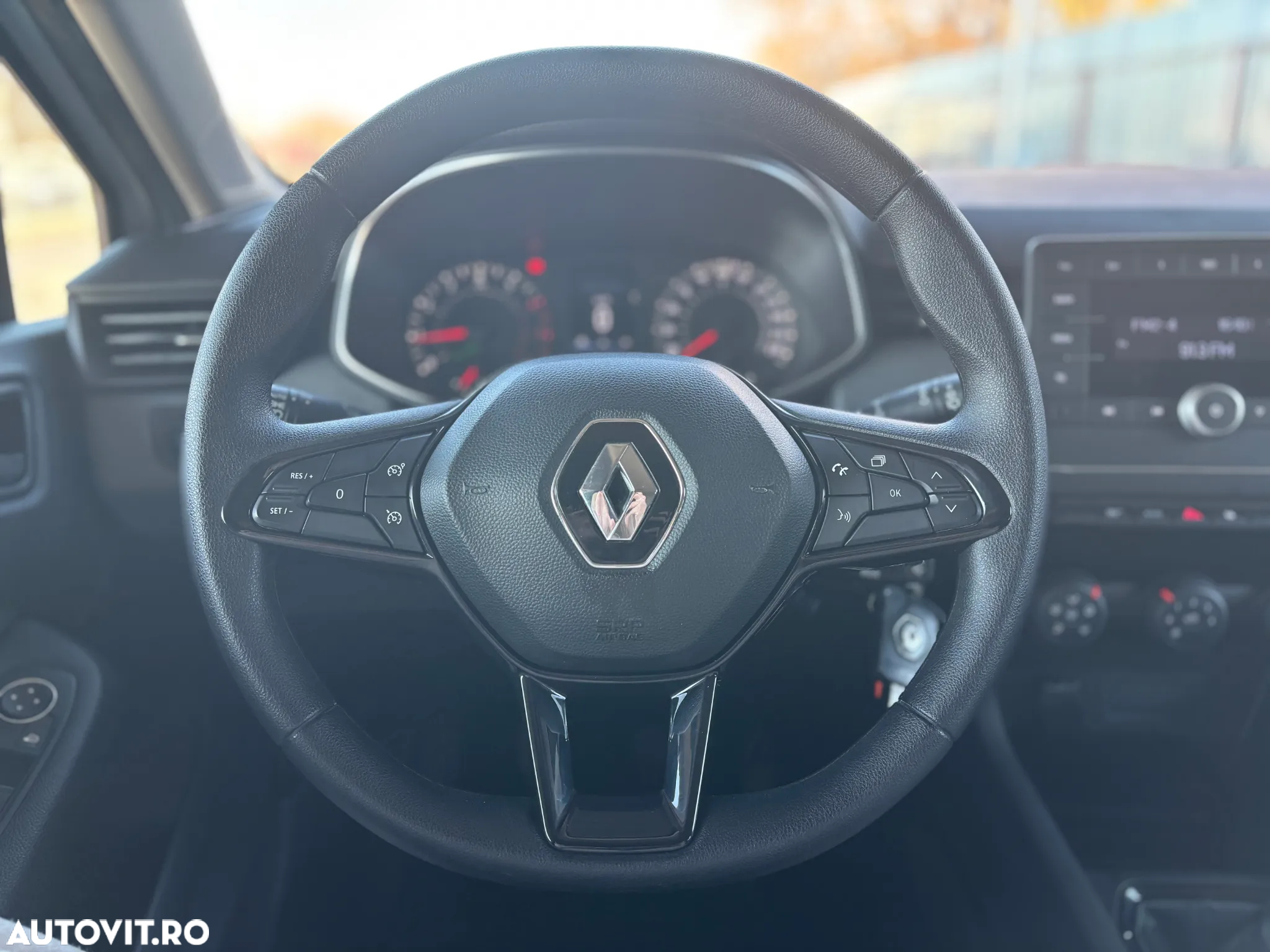 Renault Clio V 1.0 TCe 90 Techno - 14