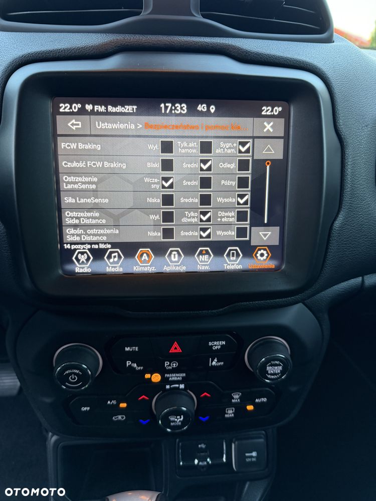 Jeep Renegade 1.5 GSE T4 48V e-Hybrid Upland - 26