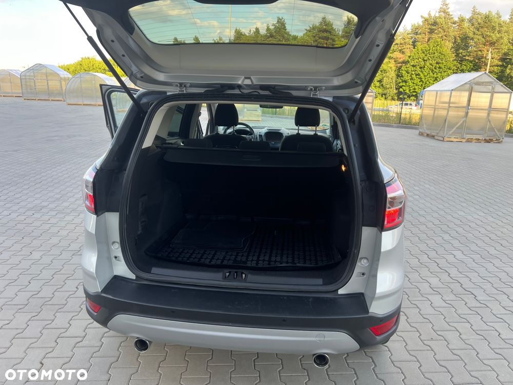 Ford Kuga - 9