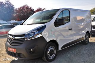 Opel Vivaro Furgon 3 Locuri