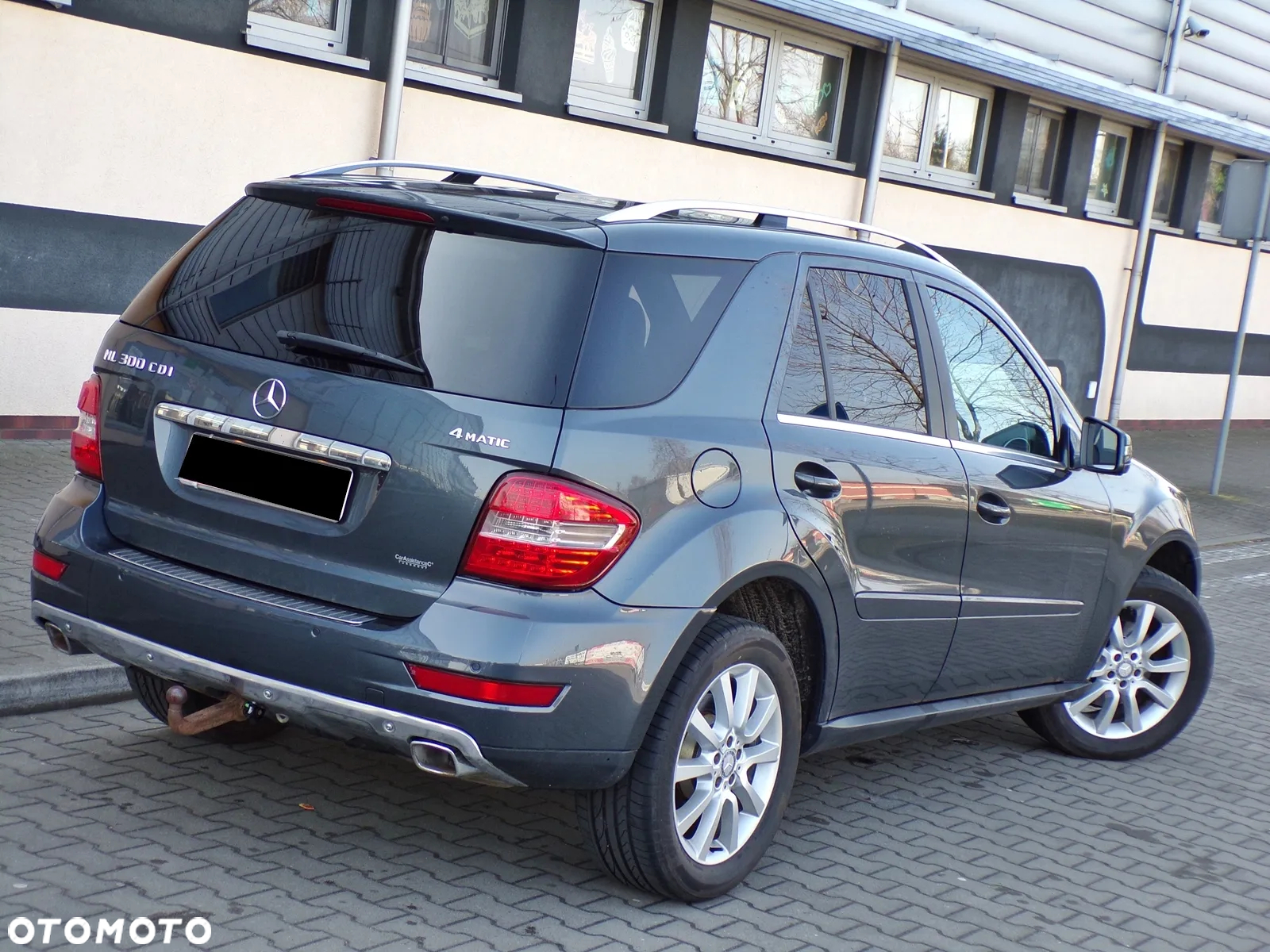 Mercedes-Benz ML 300 CDI 4Matic 7G-TRONIC DPF BlueEFFICIENCY Grand Edition - 14
