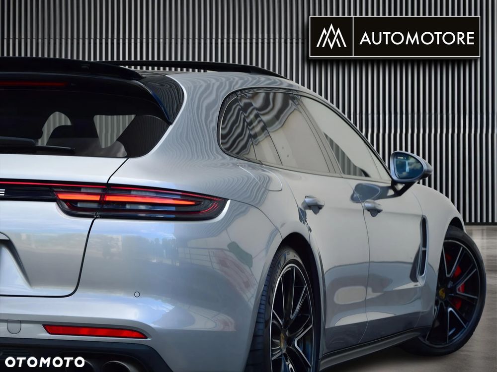 Porsche Panamera Turbo - 11