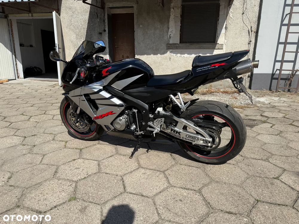 Honda CBR - 7