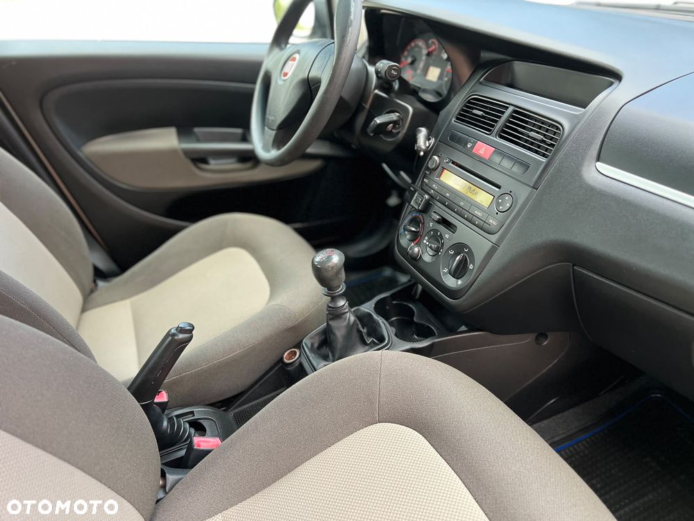 Fiat Linea 1.4 Fresh Euro5 - 23