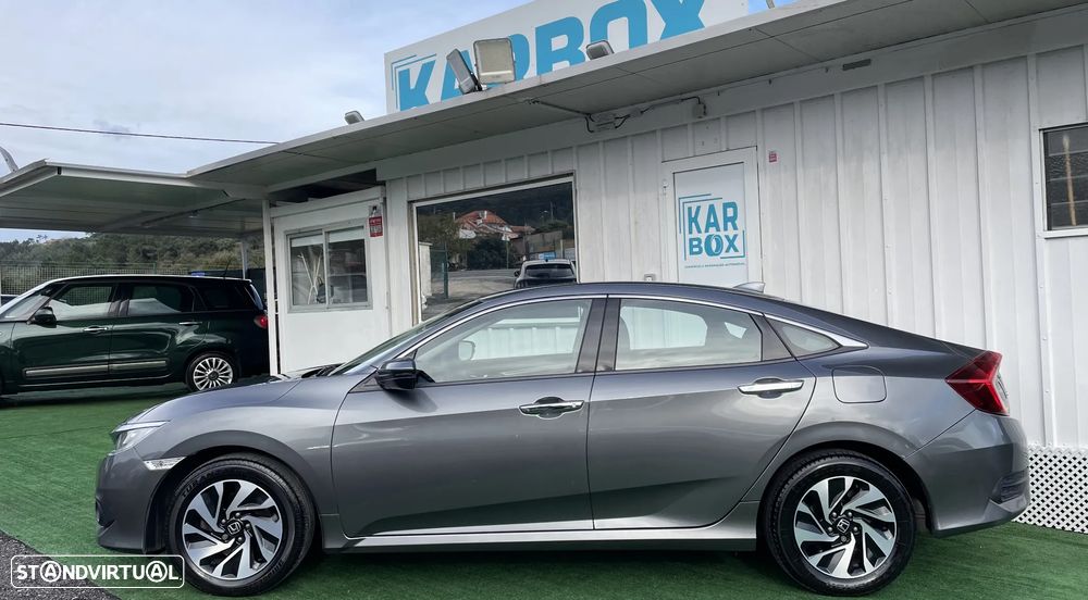 Honda Civic 1.5 i-VTEC Comfort - 5