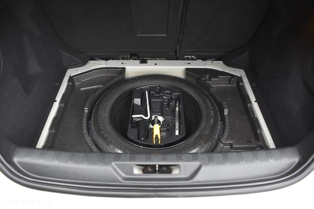 Peugeot 308 PureTech 130 EAT6 Stop & Start GT-Line Edition - 27