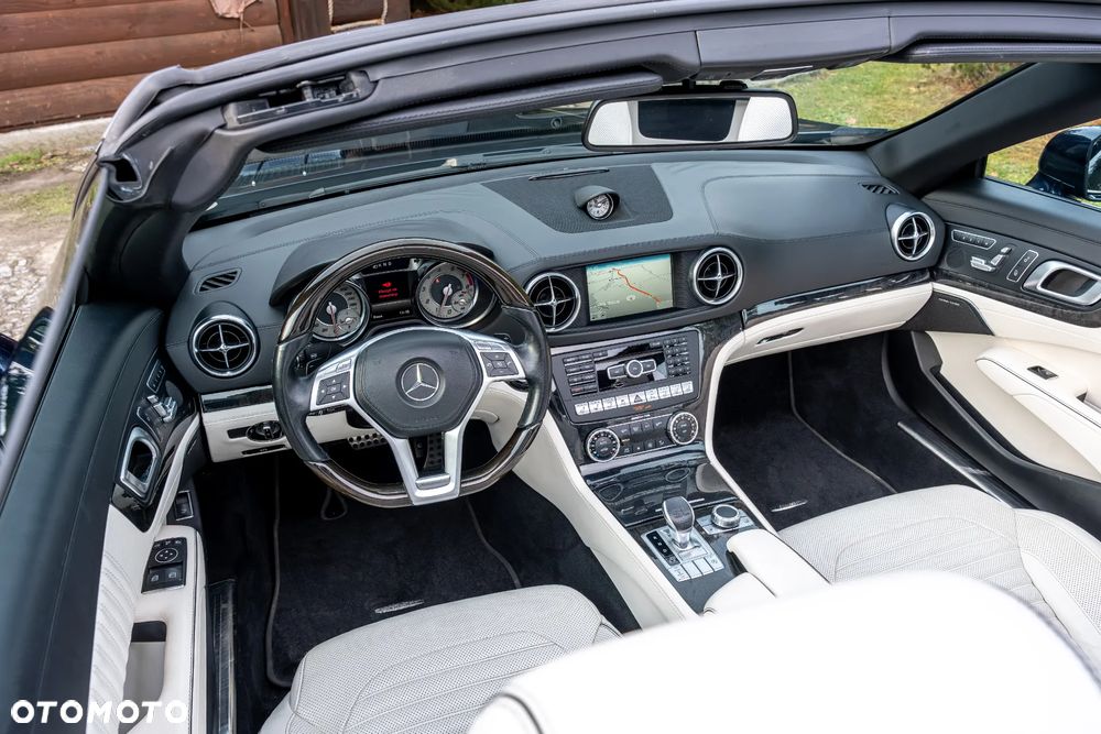 Mercedes-Benz SL 400 9G-TRONIC designo edition - 29
