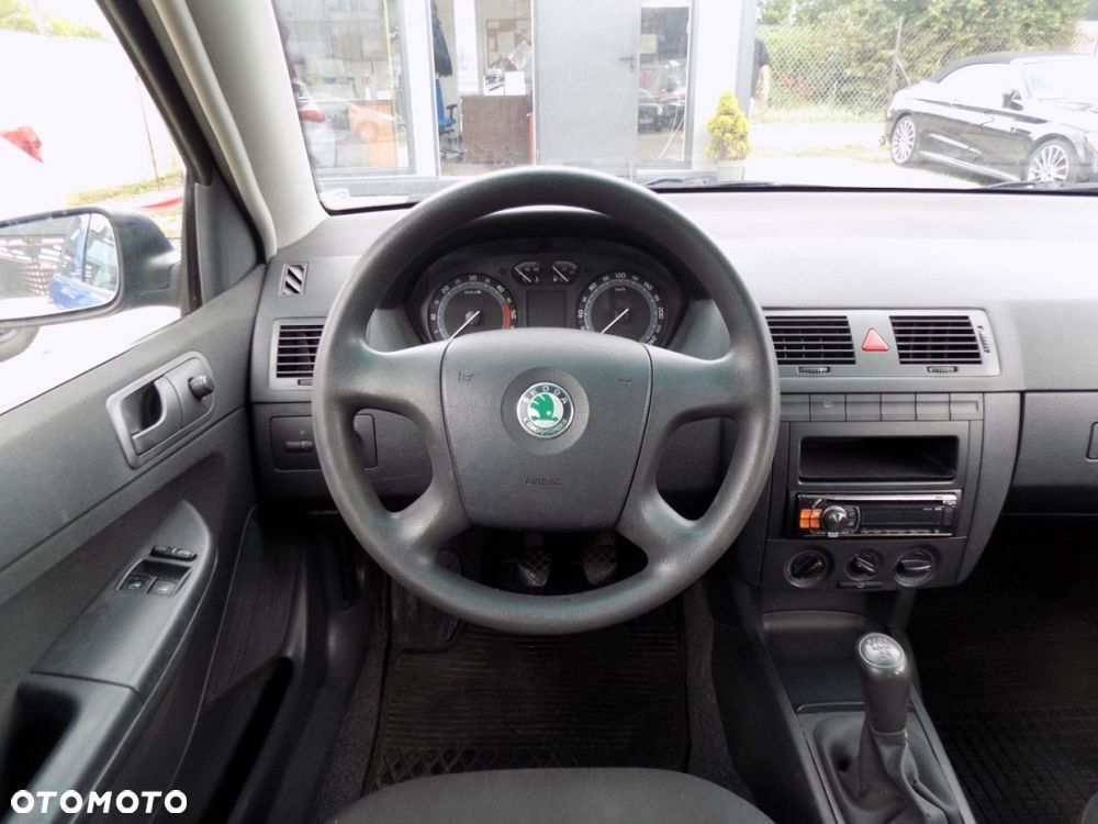 Skoda Fabia - 6