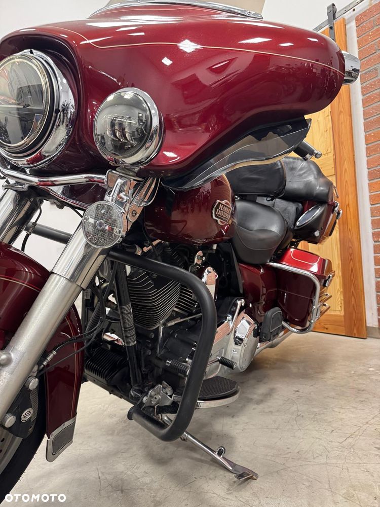 Harley-Davidson FLHTCU Ultra - 12