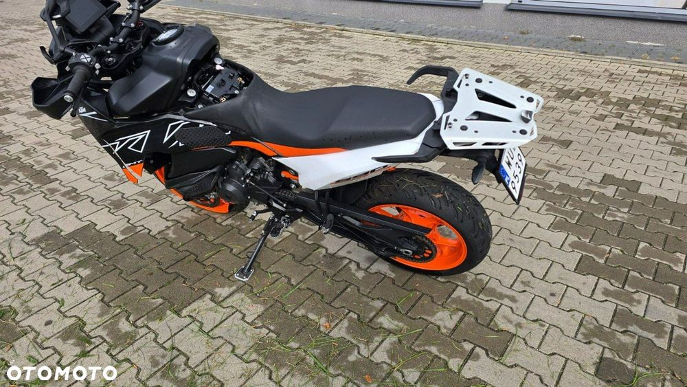 KTM Adventure - 10