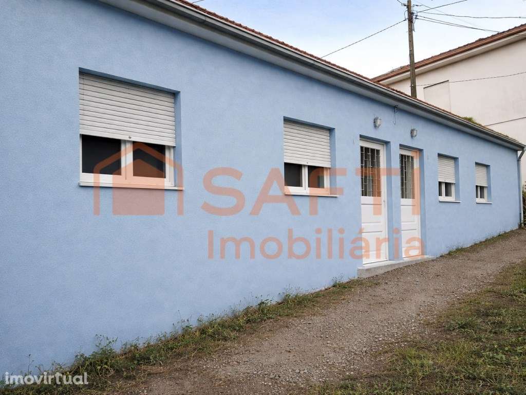 Moradia Térrea com 2 T1 de utilização Independente, para reabilitar... - Grande imagem: 2/2