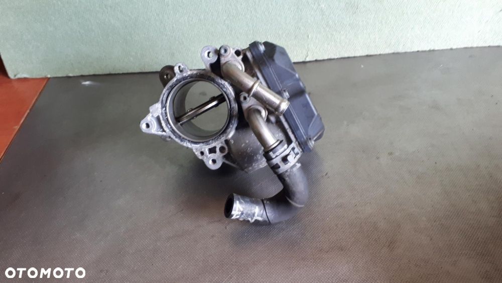 Przepustnica 1.6 2.0 TDI Skoda Octavia 3 VW Golf VII Seat Leon Audi A3 - 2